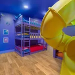 Imagination Kingdom By Oc Adventure Homes Holiday home